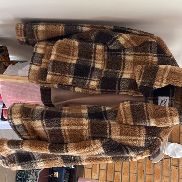 Jacket - Picture 7 of 7